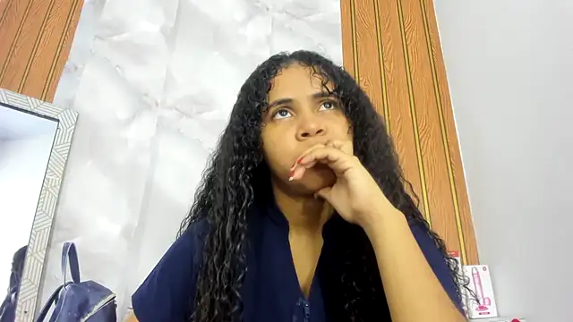 Snapshot of makena18 chatting on October 2025 02:24:02 PM makena18 online show from October 2025 02:24:02 PM