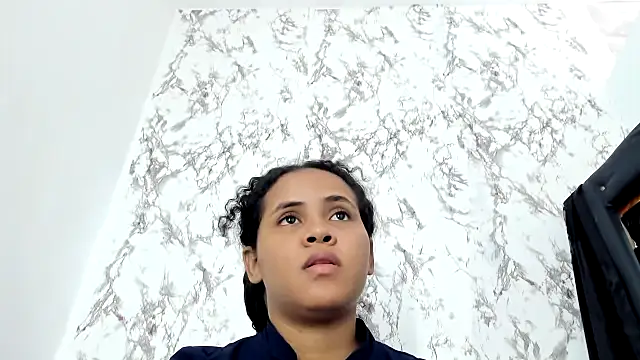 Snapshot of makena18 chatting on November 2025 01:45:01 PM makena18 online show from November 2025 01:45:01 PM