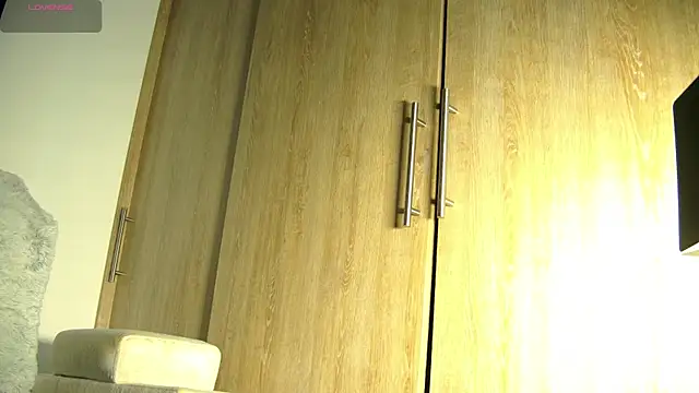 aidaadams online show from November 2025 10:35:02 AM