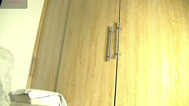 aidaadams online show from November 2025 11:21:02 AM