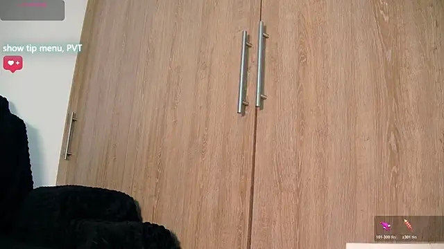 aidaadams online show from January 2026 11:38:02 AM