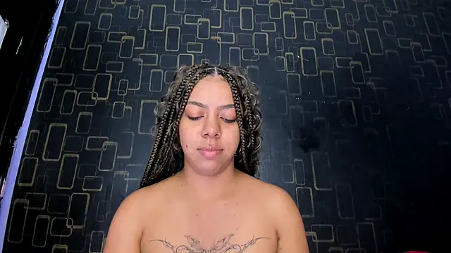 Snapshot of Alika01 chatting on February 2025 08:31:01 PM Alika01 online show from February 2025 08:31:01 PM