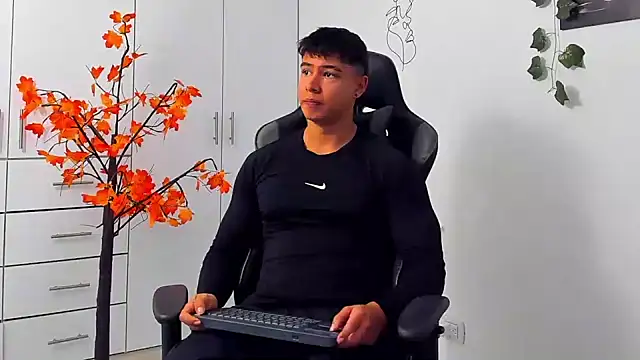 Snapshot of Bray_Kevin chatting on January 2026 03:03:01 PM Bray Kevin online show from January 2026 03:03:01 PM