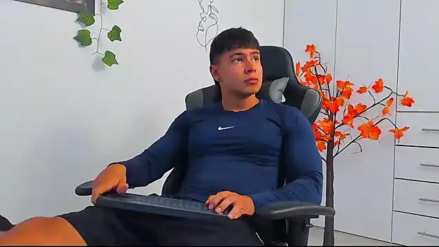 Snapshot of Bray_Kevin chatting on January 2026 08:03:01 PM Bray Kevin online show from January 2026 08:03:01 PM