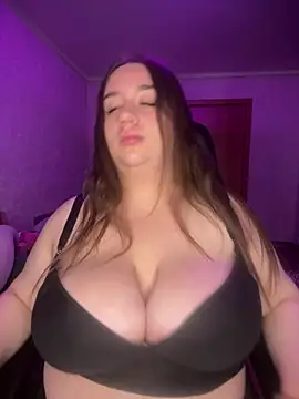 Snapshot of GabiBoobs chatting on June 2026 07:08:01 PM GabiBoobs online show from June 2026 07:08:01 PM