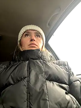 Snapshot of StasyWood chatting on October 2025 02:12:01 AM StasyWood online show from October 2025 02:12:01 AM