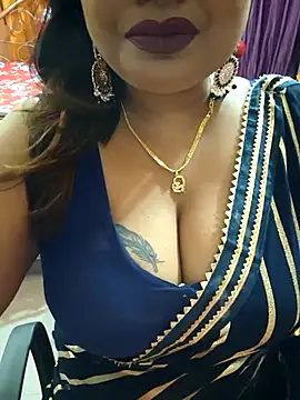 Snapshot of YR-SHIVANI chatting on October 2025 04:11:01 AM YR-SHIVANI online show from October 2025 04:11:01 AM