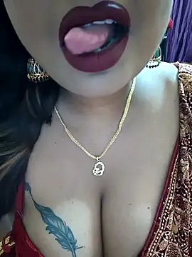 Snapshot of YR-SHIVANI chatting on October 2025 04:44:02 AM YR-SHIVANI online show from October 2025 04:44:02 AM