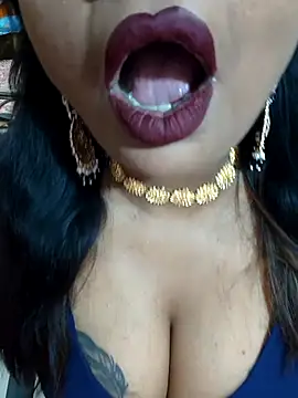 Snapshot of YR-SHIVANI chatting on December 2025 03:14:02 AM YR-SHIVANI online show from December 2025 03:14:02 AM