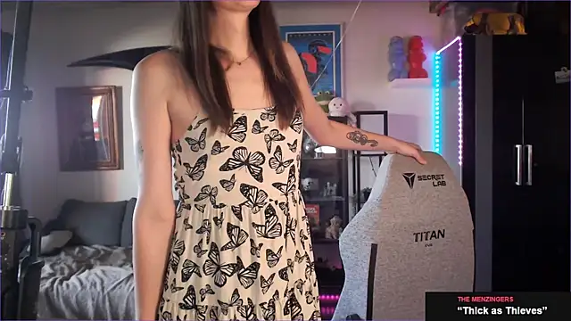 Snapshot of Clairedelilah chatting on March 2025 08:10:02 PM Clairedelilah online show from March 2025 08:10:02 PM