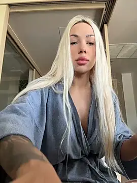 Snapshot of violettabunny03 chatting on February 2026 01:13:01 AM violettabunny03 online show from February 2026 01:13:01 AM