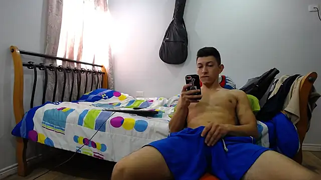 Snapshot of Iam_yourbabyprincess_XD chatting on January 2025 05:26:01 PM Iam yourbabyprincess XD online show from January 2025 05:26:01 PM