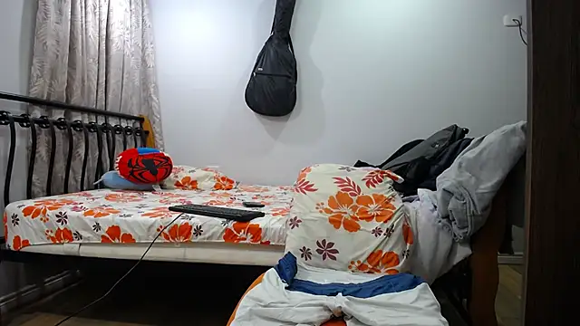 Snapshot of Iam_yourbabyprincess_XD chatting on January 2025 08:30:02 AM Iam yourbabyprincess XD online show from January 2025 08:30:02 AM