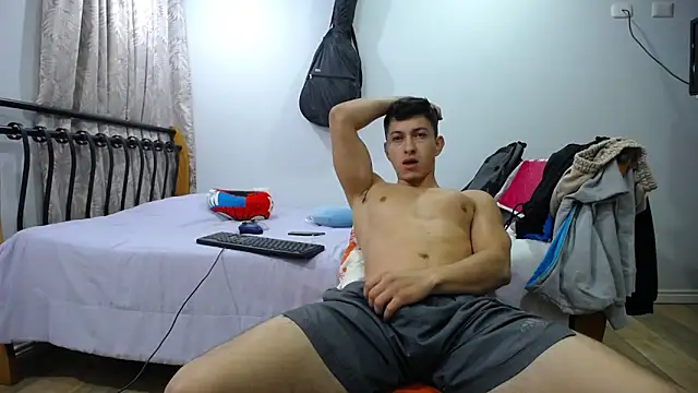 Snapshot of Iam_yourbabyprincess_XD chatting on January 2025 08:18:02 AM Iam yourbabyprincess XD online show from January 2025 08:18:02 AM