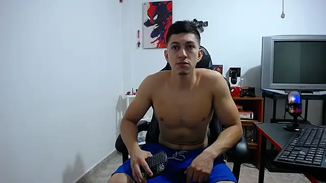 Snapshot of Iam_yourbabyprincess_XD chatting on September 2025 12:21:01 AM Iam yourbabyprincess XD online show from September 2025 12:21:01 AM