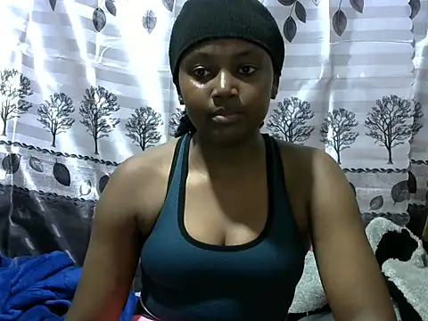 Snapshot of Sweet_kelsiey chatting on December 2024 01:32:01 PM Sweet kelsiey online show from December 2024 01:32:01 PM