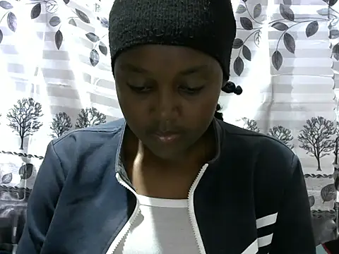 Snapshot of Sweet_kelsiey chatting on January 2025 08:37:01 PM Sweet kelsiey online show from January 2025 08:37:01 PM