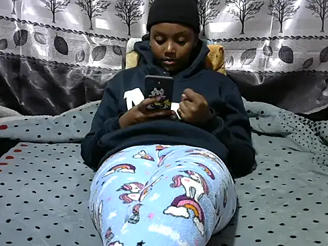 Snapshot of Sweet_kelsiey chatting on February 2025 05:15:01 PM Sweet kelsiey online show from February 2025 05:15:01 PM