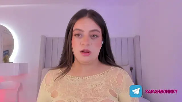 Snapshot of sarah-bonneth chatting on September 2025 11:55:02 AM sarah-bonneth online show from September 2025 11:55:02 AM