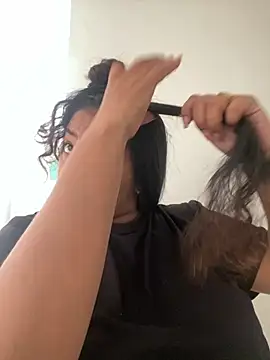 PUSHYLATE online show from February 2025 05:19:02 PM