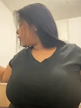 PUSHYLATE online show from November 2025 03:56:02 PM