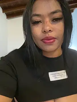 Snapshot of PUSHYLATE chatting on April 2026 01:22:01 PM PUSHYLATE online show from April 2026 01:22:01 PM