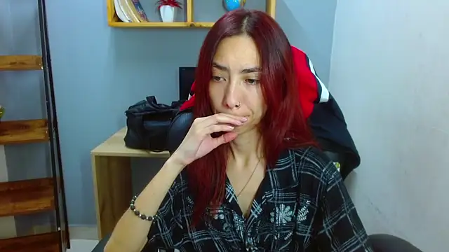 Erika Stevens online show from December 2024 07:46:02 PM