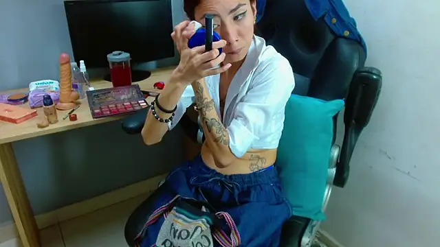 Erika Stevens online show from January 2025 07:39:02 PM