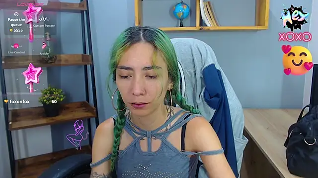 Erika Stevens online show from October 2025 03:20:01 PM