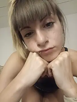 Snapshot of Cristina02 chatting on July 2026 10:37:01 PM Cristina02 online show from July 2026 10:37:01 PM