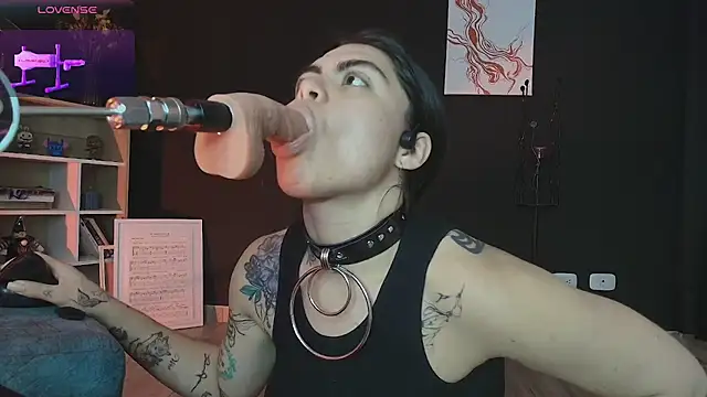 Snapshot of _WednesdayFriday_ chatting on February 2025 09:48:01 PM WednesdayFriday online show from February 2025 09:48:01 PM