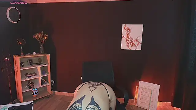 Snapshot of _WednesdayFriday_ chatting on September 2025 02:06:01 PM WednesdayFriday online show from September 2025 02:06:01 PM