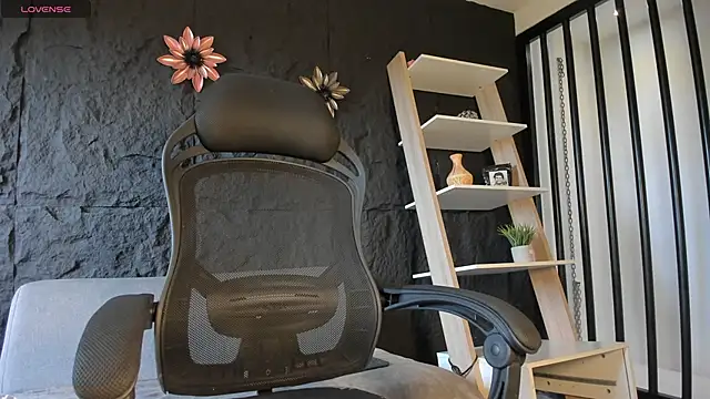 Snapshot of JacksonMuller_ chatting on December 2025 12:47:02 PM JacksonMuller online show from December 2025 12:47:02 PM