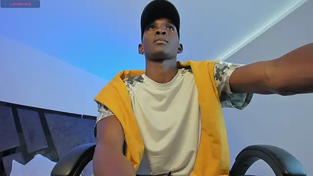 JacksonMuller  online show from January 2026 02:08:01 PM