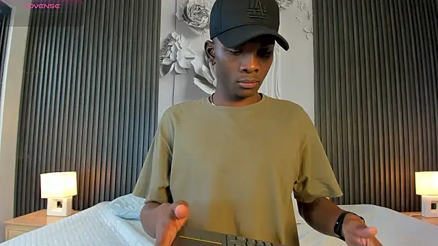 JacksonMuller  online show from January 2026 01:48:02 PM