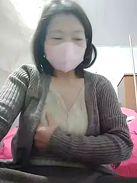 Snapshot of Anna_Toy19 chatting on February 2025 01:52:01 AM Anna Toy19 online show from February 2025 01:52:01 AM