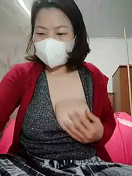 Snapshot of Anna_Toy19 chatting on February 2025 03:36:02 PM Anna Toy19 online show from February 2025 03:36:02 PM