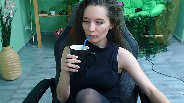 Miss Barbara  online show from February 2025 11:03:02 PM