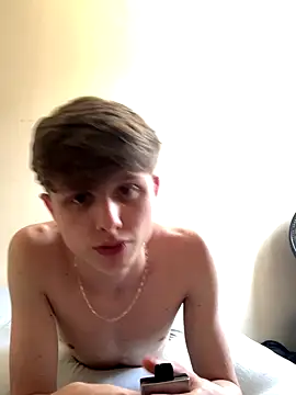 Snapshot of Diego17age chatting on October 2025 03:24:01 PM Diego17age online show from October 2025 03:24:01 PM