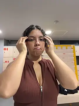 Nathcurly  online show from December 2024 02:45:02 AM