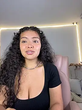 Nathcurly  online show from February 2025 07:01:01 AM