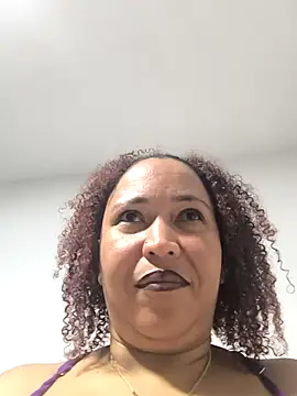 Snapshot of debboraWagner chatting on September 2025 12:43:02 PM debboraWagner online show from September 2025 12:43:02 PM