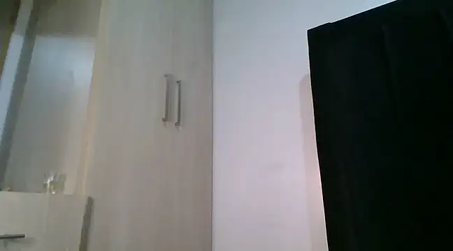 Snapshot of Sexy_barb2 chatting on December 2024 01:17:01 PM Sexy barb2 online show from December 2024 01:17:01 PM