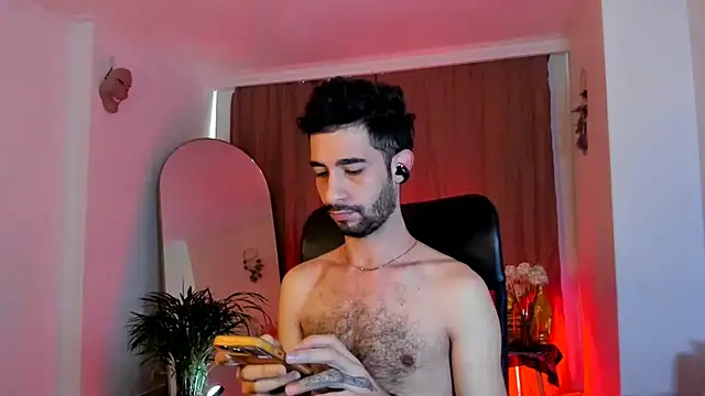 Snapshot of Your__hero1 chatting on October 2025 02:09:01 PM Your hero1 online show from October 2025 02:09:01 PM