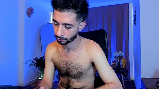 Snapshot of Your__hero1 chatting on November 2025 03:35:01 PM Your hero1 online show from November 2025 03:35:01 PM