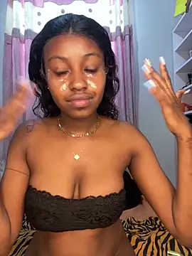 Snapshot of hot_daily chatting on November 2025 01:43:01 PM hot daily online show from November 2025 01:43:01 PM