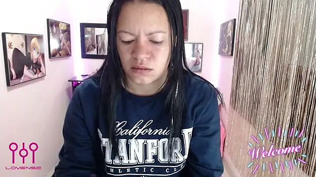 Cristal w online show from September 2025 12:21:01 PM