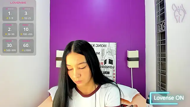 Lila Pinky online show from February 2026 12:22:02 PM