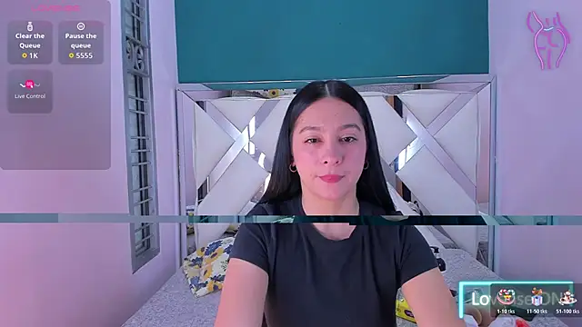 Lila Pinky online show from February 2026 12:21:01 PM