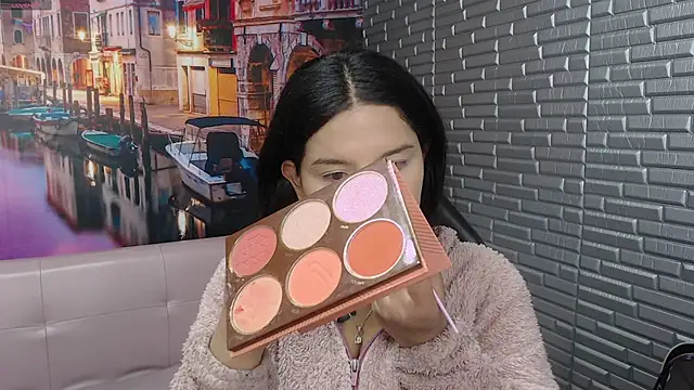 Snapshot of Small_naughty_ chatting on October 2025 01:42:02 PM Small naughty online show from October 2025 01:42:02 PM